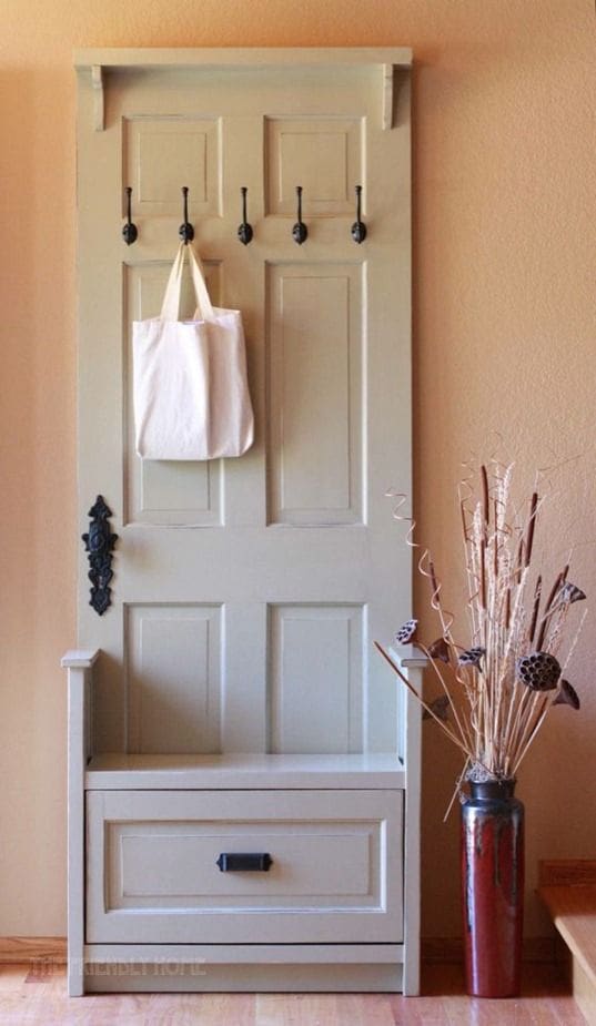 ‣ MyFixitUpLife old door entry organizer