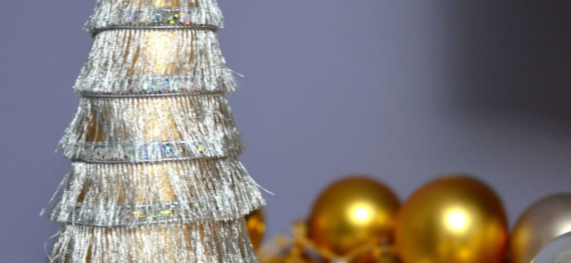 Fringe Christmas Trees - MyFixitUpLife