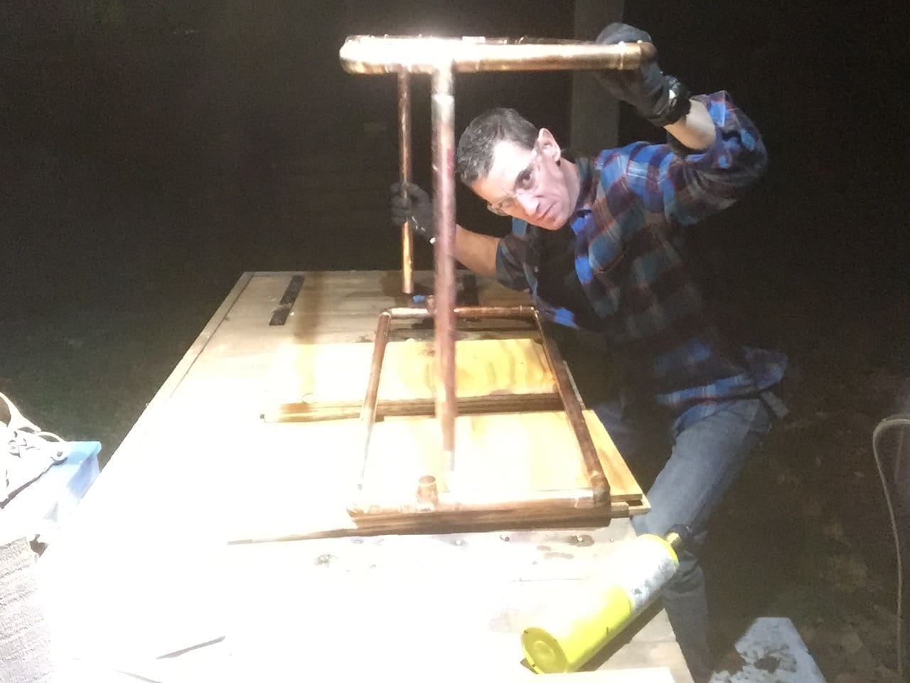 MyFixitUpLife_DIY_Rustic_Pipe_Wood_Table_2800 ‣ MyFixitUpLife ‣ MyFixitUpLife Pinterest project