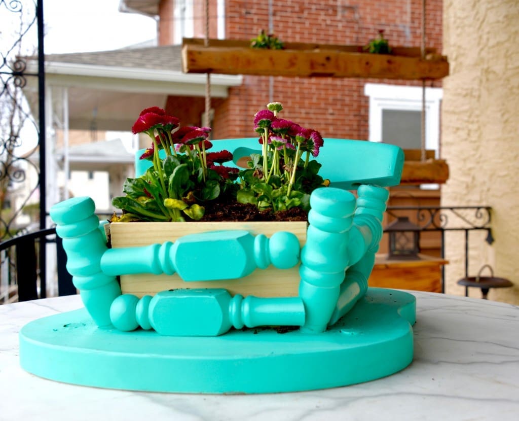 42_2016_MyFixitUpLife_Habitat_ReStore_Chair_Planter_Beauty