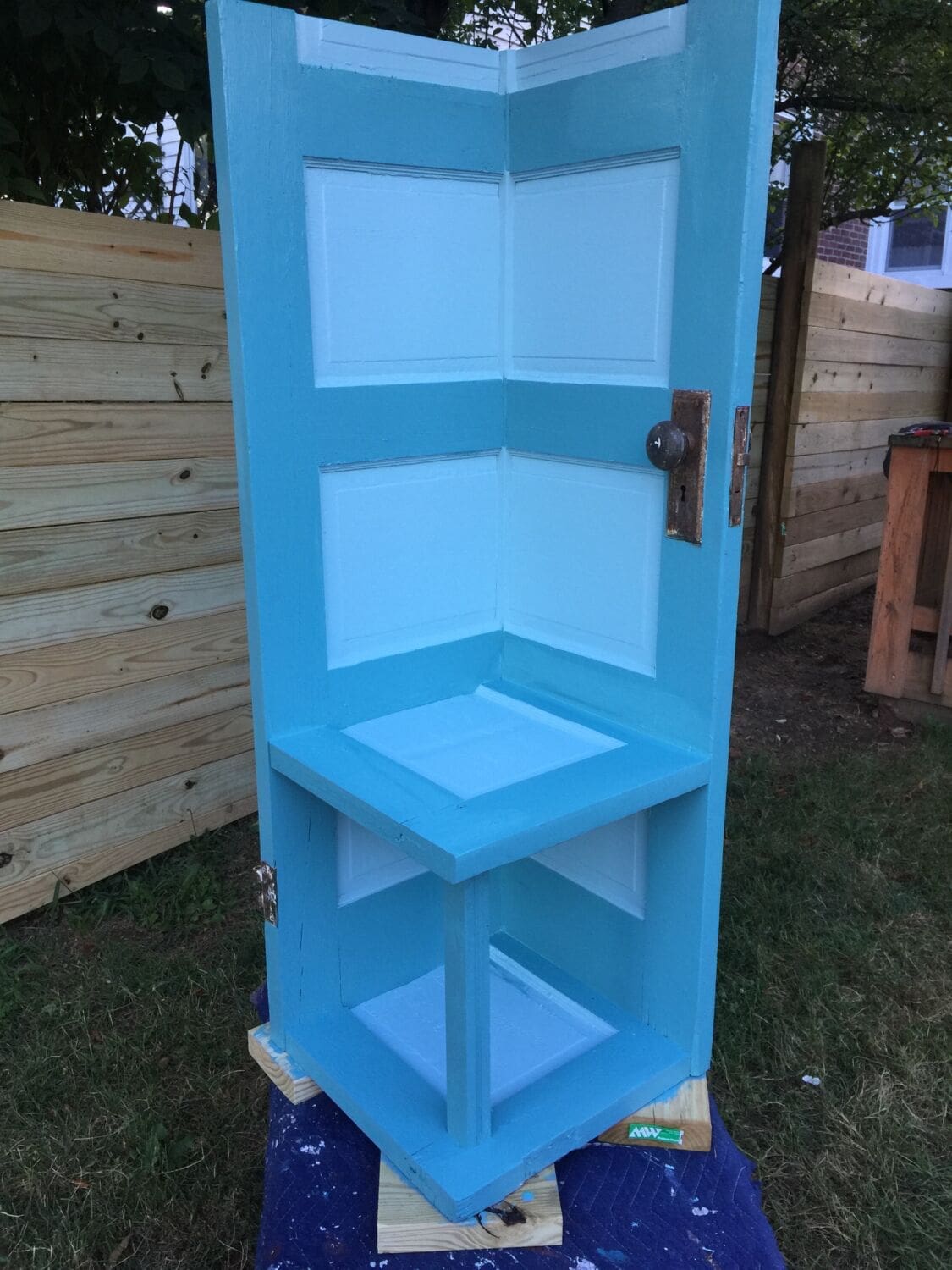 MyFixitUpLife_DIY_Upcycle Door Project_Glidden.jpg_7114 ‣ MyFixitUpLife ‣ MyFixitUpLife Glidden upcycle