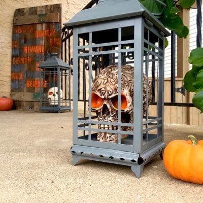 Halloween skull lantern Krylon paint pallet sign porch MyFixitUpLife