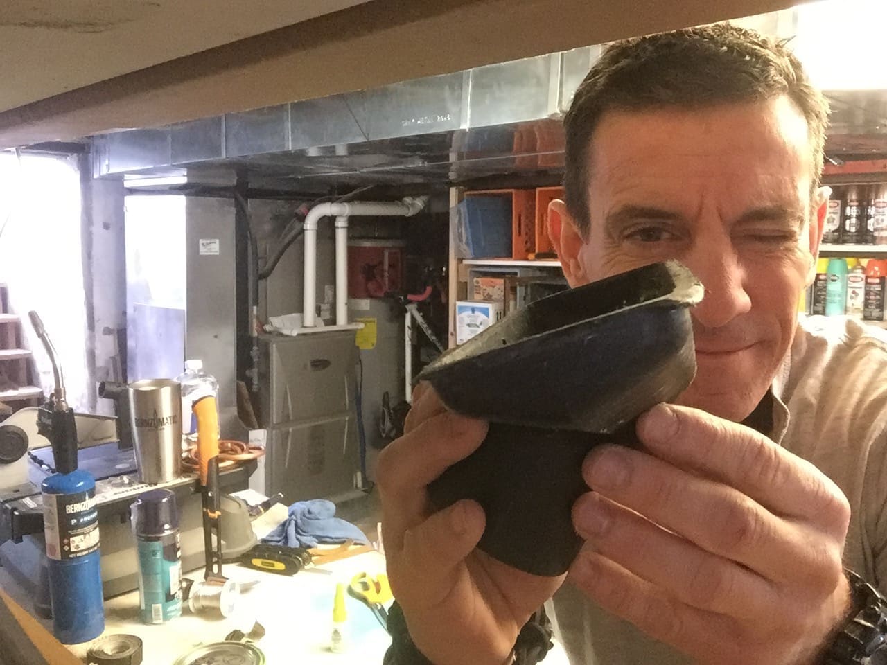 MyFixitUpLife_DIY Tool Hack_Gorilla Glue.jpg5082 ‣ MyFixitUpLife ‣ MyFixitUpLife home improvement