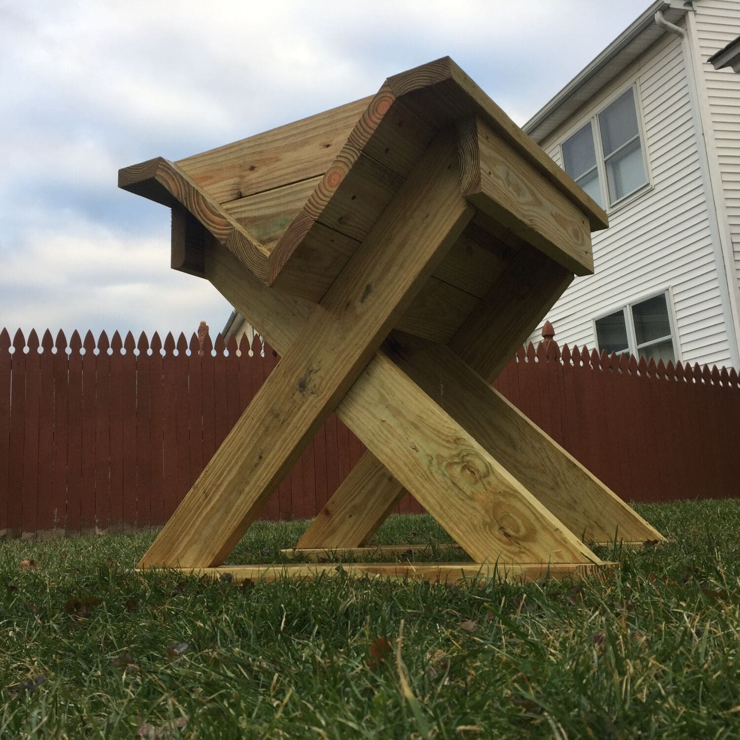 ‣ MyFixitUpLife woodworking projects