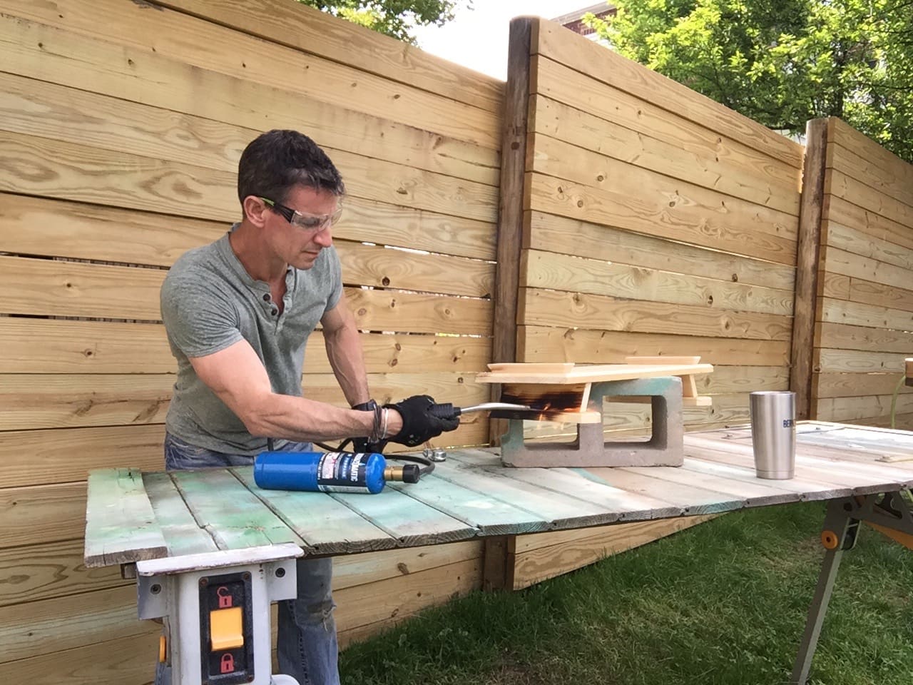 MyFixitUpLife_DIY_Woodworking_Cutting Board_Serving Tray_9187 ‣ MyFixitUpLife ‣ MyFixitUpLife woodworking