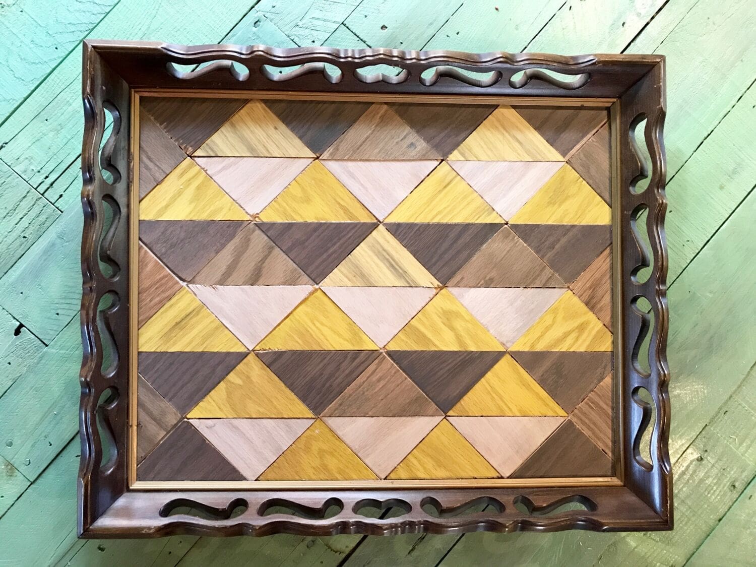 ‣ MyFixitUpLife 11 MyFixitUpLife_Minwax_wood_tray_after