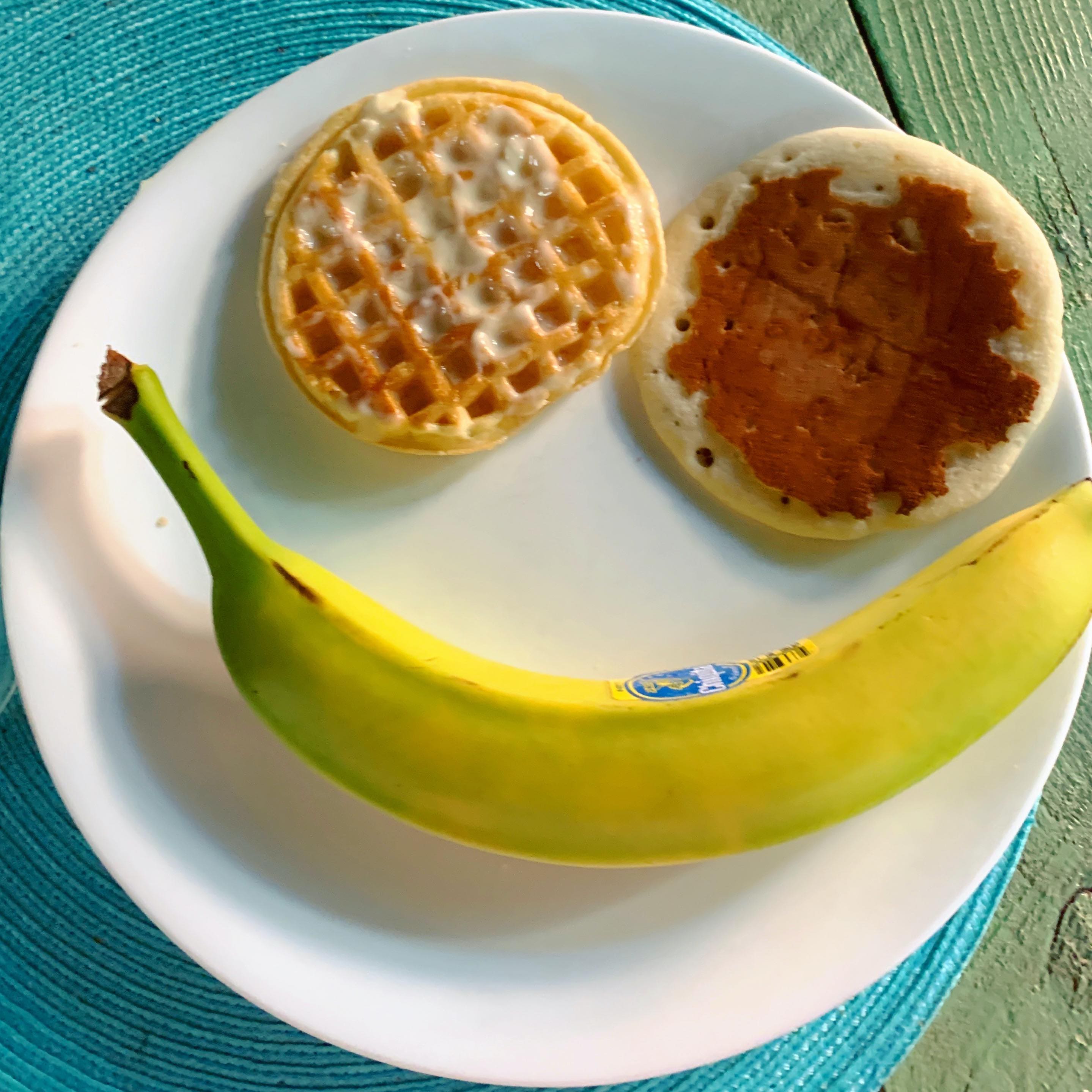 ‣ MyFixitUpLife Breakfast-myfixituplife-banana-happy