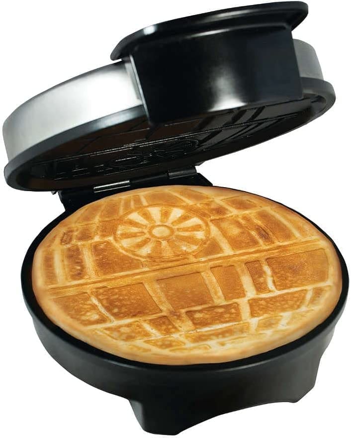 ‣ MyFixitUpLife Star Wars waffle maker may the 4th be with you home decor