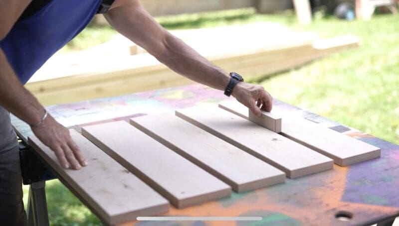 ‣ MyFixitUpLife Spacing the sides of the compost bin with a block 