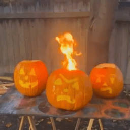 ‣ MyFixitUpLife Flaming pumpkins MyFixitUpLife