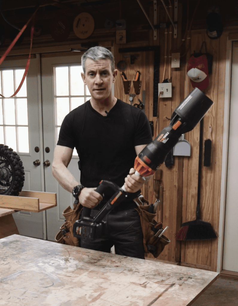 ‣ MyFixitUpLife One Minute Tool Review_Worx LeafJet Cordless Blower balance