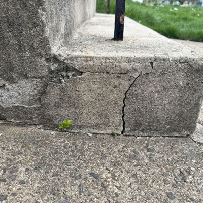 How to keep water from wrecking home's foundation - concrete - crack - steps - myfixituplife